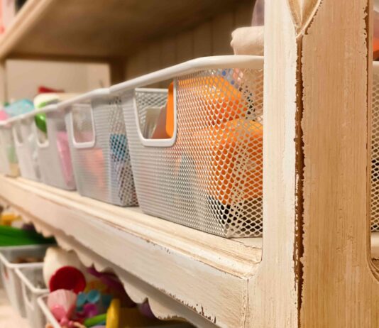 Decluttering Toys: Практичний посібник з організації вашої ігрової кімнати